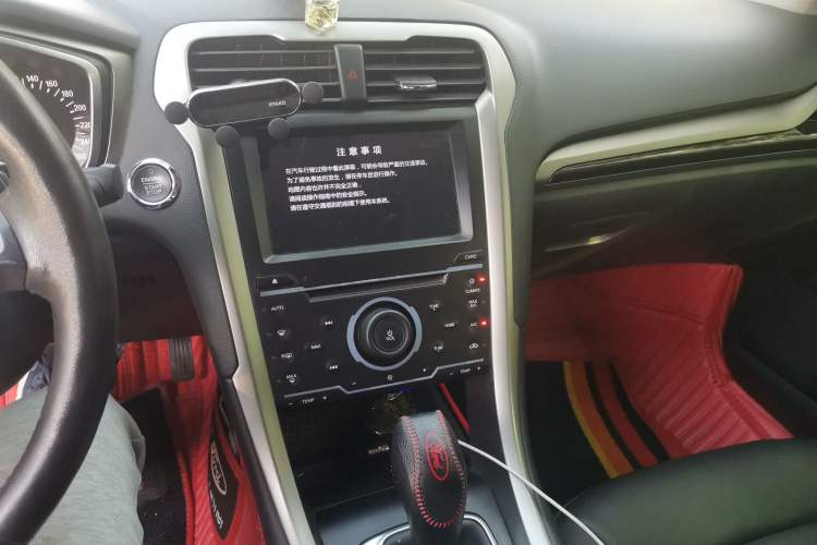 Used Ford Mondeo 2013 2.0L GTDi 200 Fashion Edition Audio And AC Panel