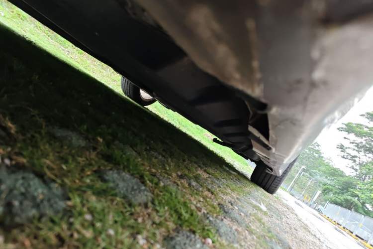 Used Ford Mondeo 2013 2.0L GTDi240 Luxury Sport Model Chassis Front Left