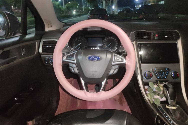 Used Ford Mondeo 2013 2.0L GTDi 200 Fashion Edition Steering Wheel