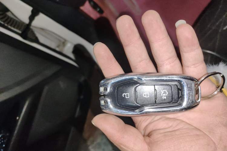Used Ford Mondeo 2013 2.0L GTDi 200 Fashion Edition Vehicle Key