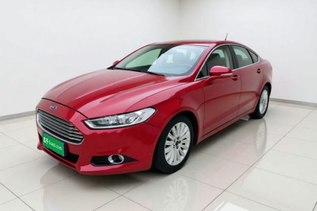 Ojetý Ford Mondeo 2013 2.0L GTDi 200 Fashion Edition