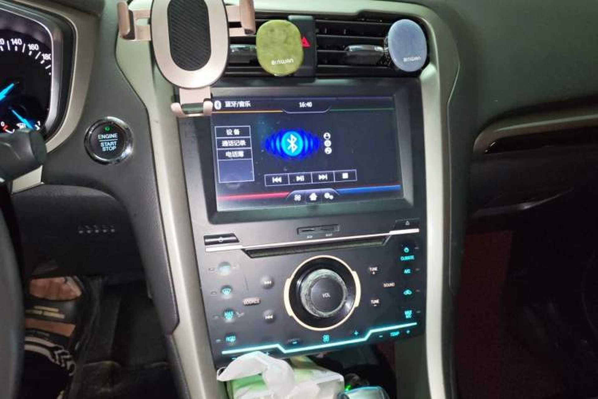 Used Ford Mondeo 2013 2.0L GTDi 200 Fashion Edition Audio And AC Panel
