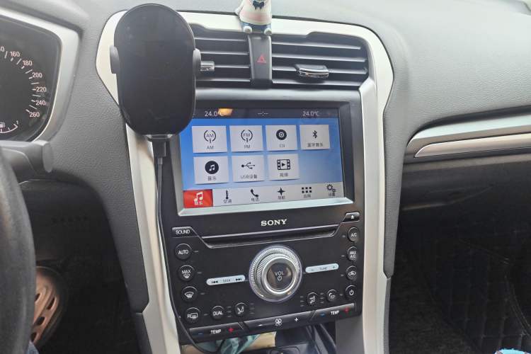 Used Ford Mondeo 2013 1.5L GTDi180 Fashion Edition Audio And AC Panel
