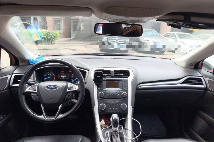 Used Ford Mondeo 2013 1.5L GTDi180 Fashion Edition Center Console