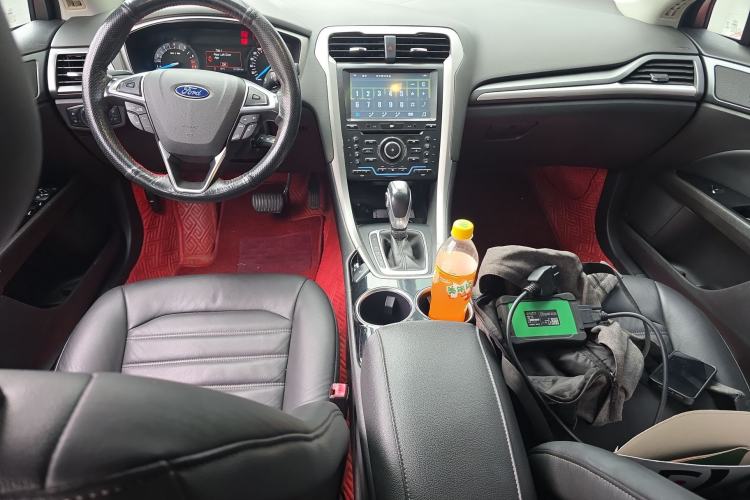 Used Ford Mondeo 2013 1.5L GTDi180 Fashion Edition Center Console