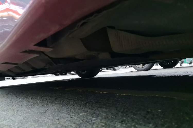Used Ford Mondeo 2013 2.0L GTDi 200 Fashion Edition Chassis Rear Left