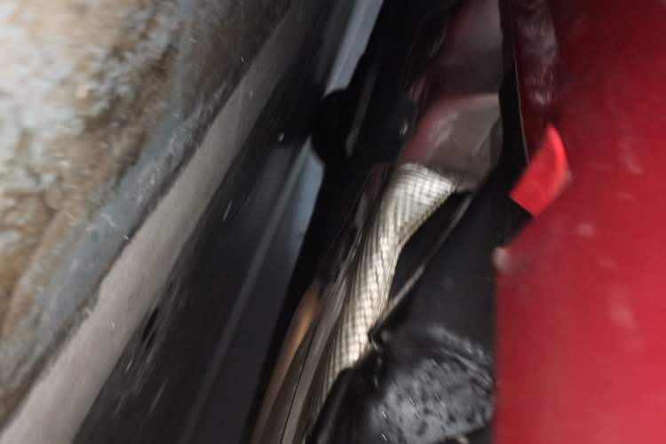Used Ford Mondeo 2013 2.0L GTDi 200 Fashion Edition Chassis Rear Left