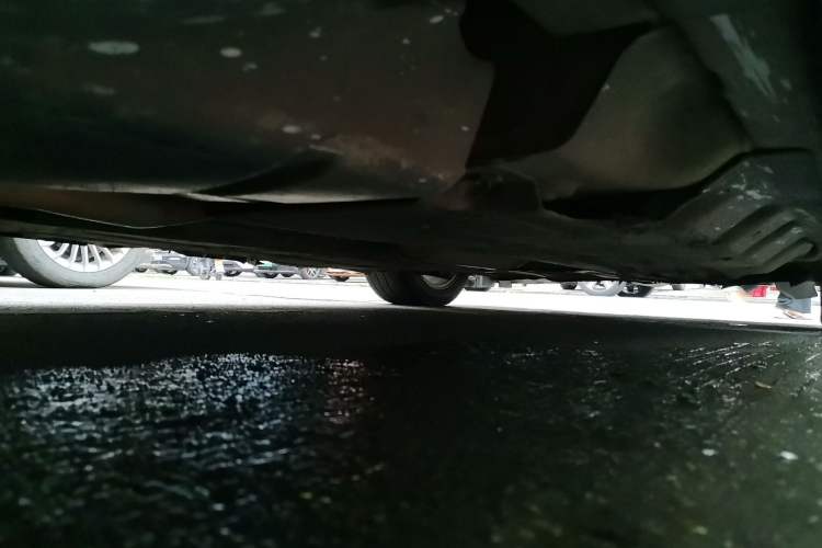 Used Ford Mondeo 2013 2.0L GTDi 200 Fashion Edition Chassis Rear Right