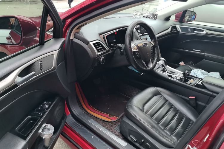 Used Ford Mondeo 2013 2.0L GTDi 200 Fashion Edition Driver Seat