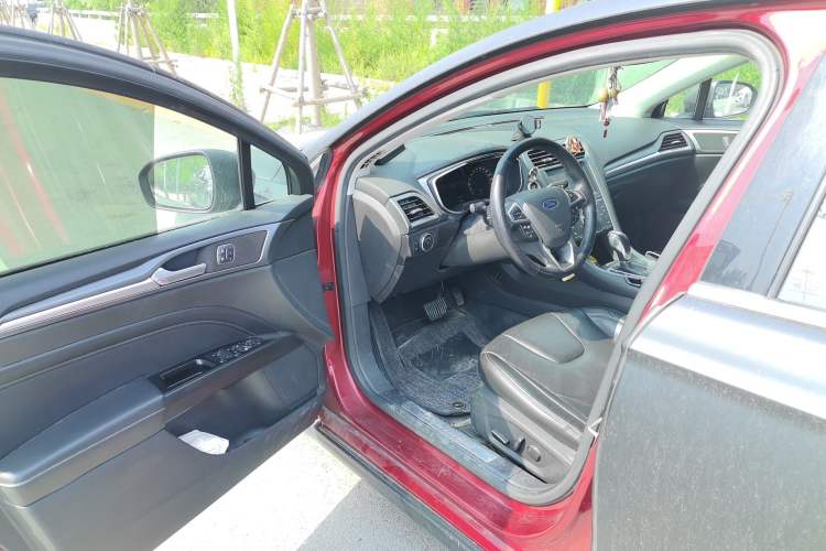 Used Ford Mondeo 2013 2.0L GTDi240 Luxury Sport Model Driver Seat