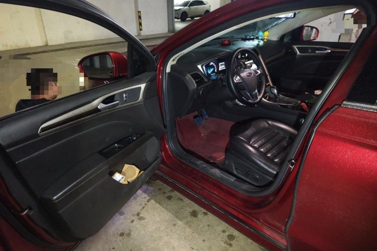 Used Ford Mondeo 2013 2.0L GTDi 200 Luxury Model Driver Seat