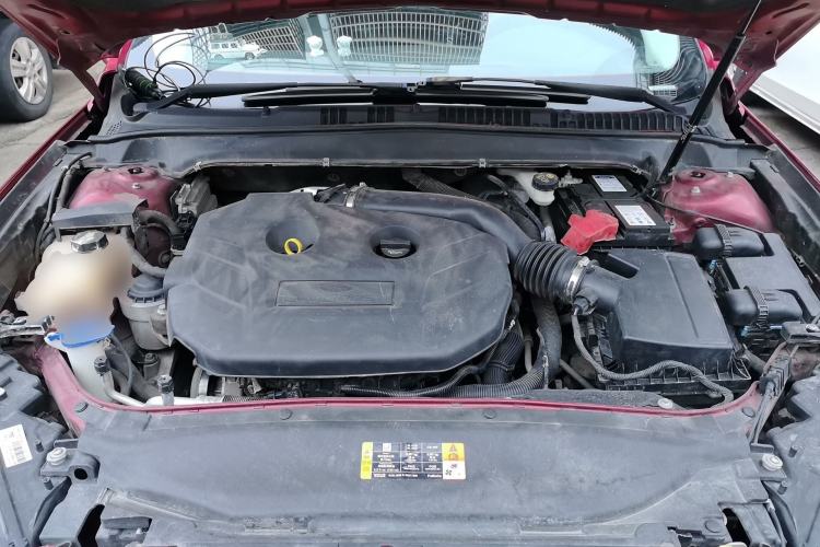 Used Ford Mondeo 2013 2.0L GTDi 200 Fashion Edition Engine Bay