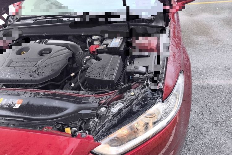 Used Ford Mondeo 2013 2.0L GTDi 200 Fashion Edition Engine Bay Left