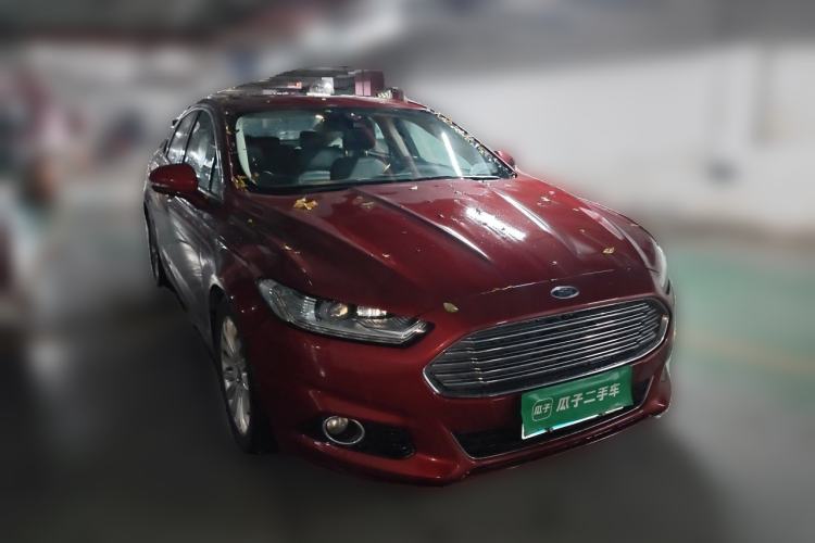 Used Ford Mondeo 2013 2.0L GTDi 200 Luxury Model Front Right 45 Deg