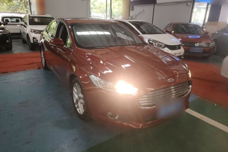 Used Ford Mondeo 2013 1.5L GTDi180 Fashion Edition Front Right 45 Deg