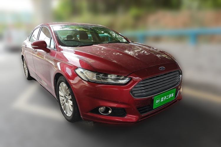 Used Ford Mondeo 2013 2.0L GTDi 200 Fashion Edition Front Right 45 Deg