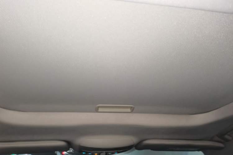 Used Ford Mondeo 2013 2.0L GTDi 200 Fashion Edition Headliner