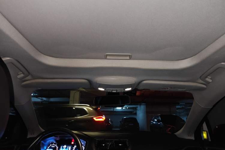 Used Ford Mondeo 2013 2.0L GTDi 200 Fashion Edition Headliner