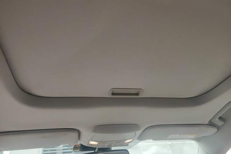 Used Ford Mondeo 2013 2.0L GTDi240 Luxury Sport Model Headliner