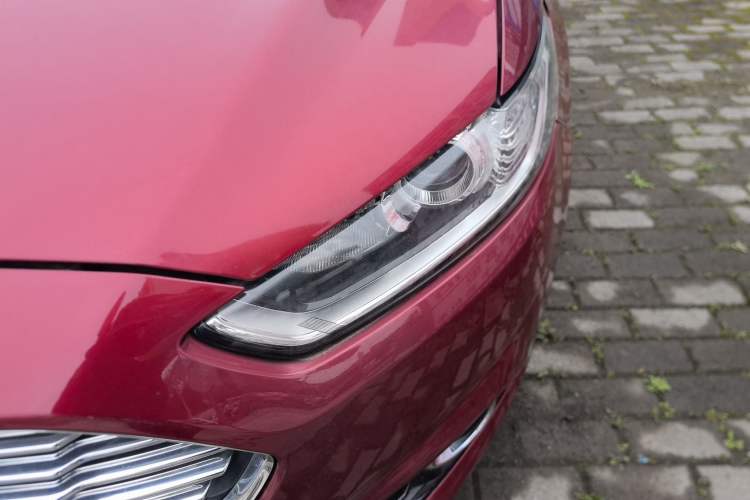 Used Ford Mondeo 2013 2.0L GTDi 200 Fashion Edition Left Front Headlight