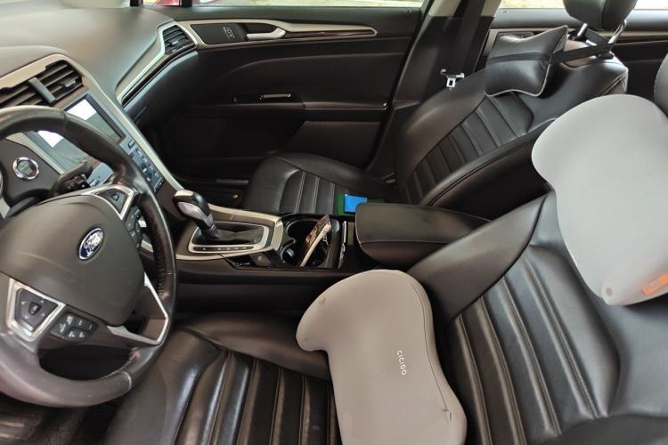 Used Ford Mondeo 2013 2.0L GTDi 200 Fashion Edition Left Front Seat