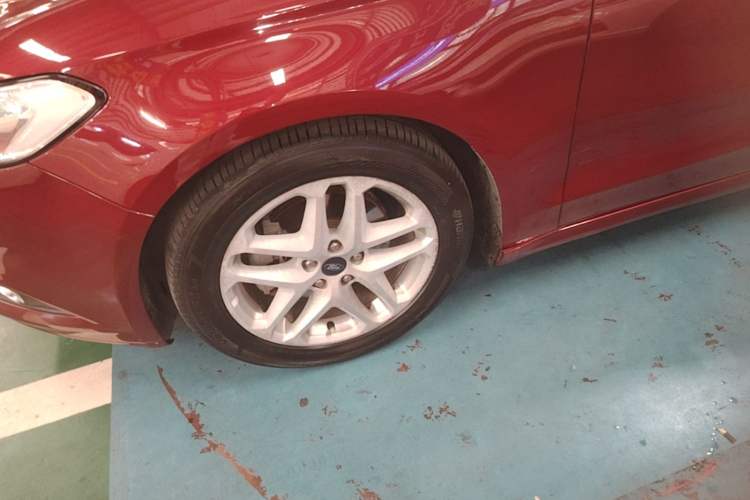 Used Ford Mondeo 2013 1.5L GTDi180 Fashion Edition Left Front Wheel Hub