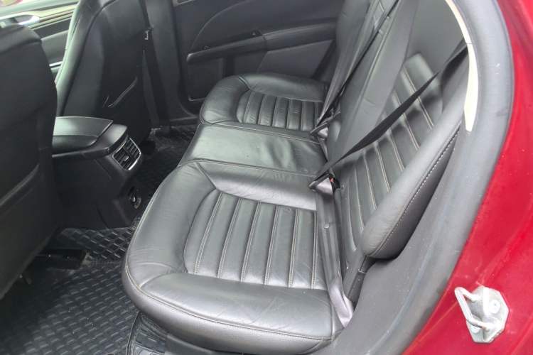 Used Ford Mondeo 2013 2.0L GTDi 200 Fashion Edition Left Rear Seat