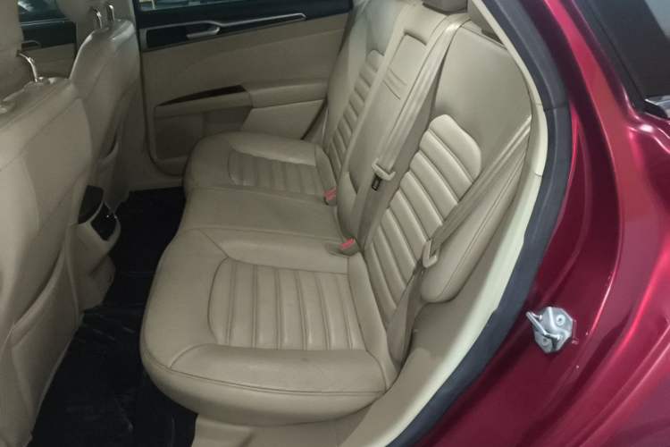Used Ford Mondeo 2013 1.5L GTDi180 Fashion Edition Left Rear Seat
