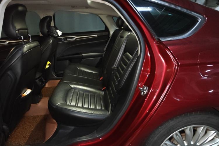 Used Ford Mondeo 2013 2.0L GTDi 200 Fashion Edition Left Rear Seat