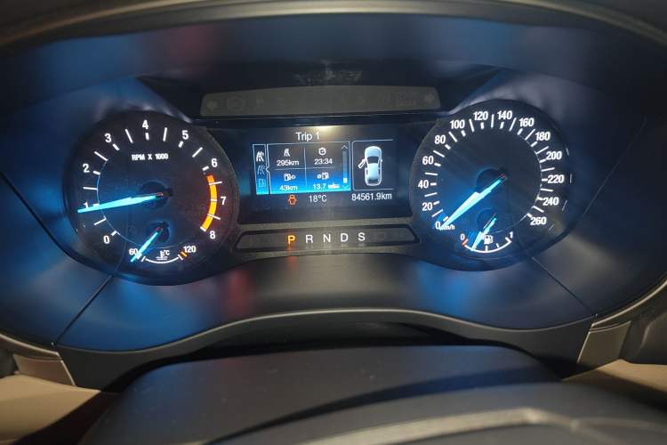 Used Ford Mondeo 2013 1.5L GTDi180 Fashion Edition Odometer Close Up