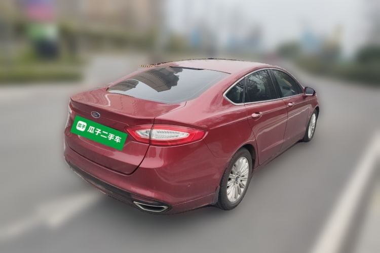 Used Ford Mondeo 2013 2.0L GTDi 200 Luxury Model Rear Right 45 Deg