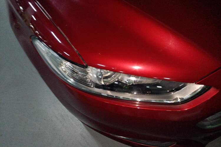 Used Ford Mondeo 2013 1.5L GTDi180 Comfort Model Right Front Headlight