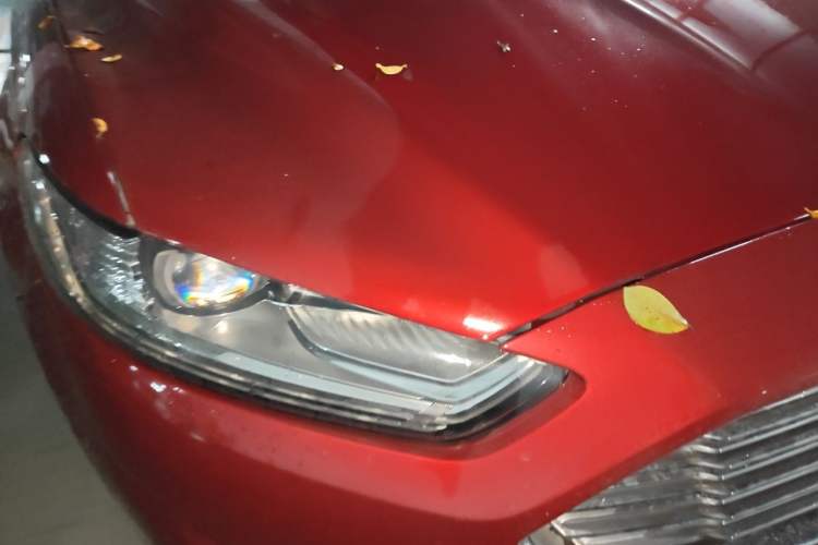 Used Ford Mondeo 2013 2.0L GTDi 200 Luxury Model Right Front Headlight