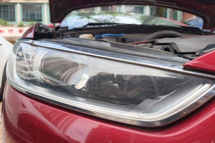 Used Ford Mondeo 2013 1.5L GTDi180 Fashion Edition Right Front Headlight