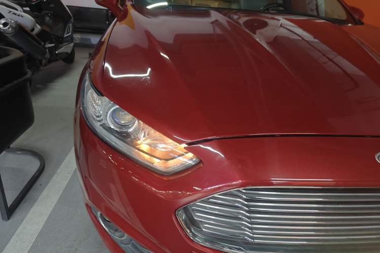 Used Ford Mondeo 2013 1.5L GTDi180 Fashion Edition Right Front Headlight