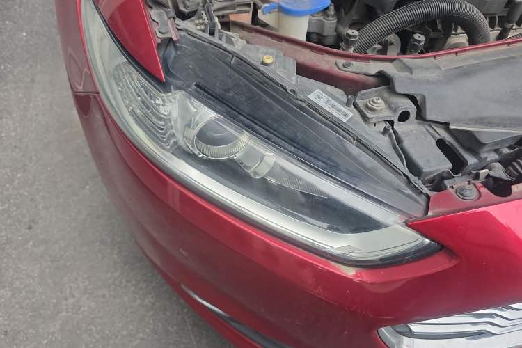 Used Ford Mondeo 2013 1.5L GTDi180 Fashion Edition Right Front Headlight