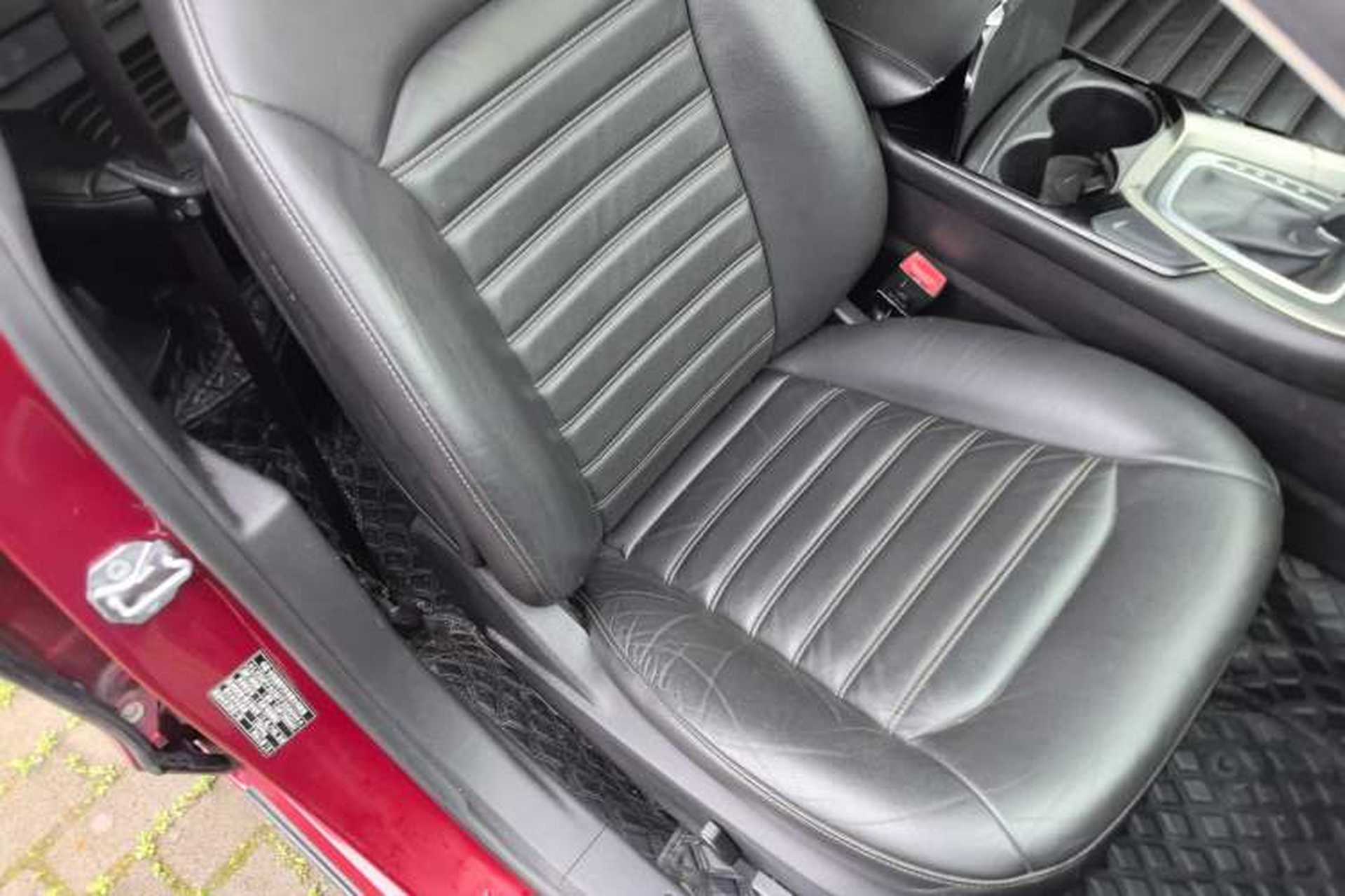 Used Ford Mondeo 2013 2.0L GTDi 200 Fashion Edition Right Front Seat