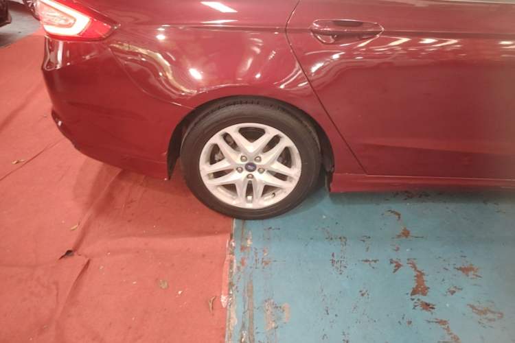 Used Ford Mondeo 2013 1.5L GTDi180 Fashion Edition Right Rear Wheel Hub