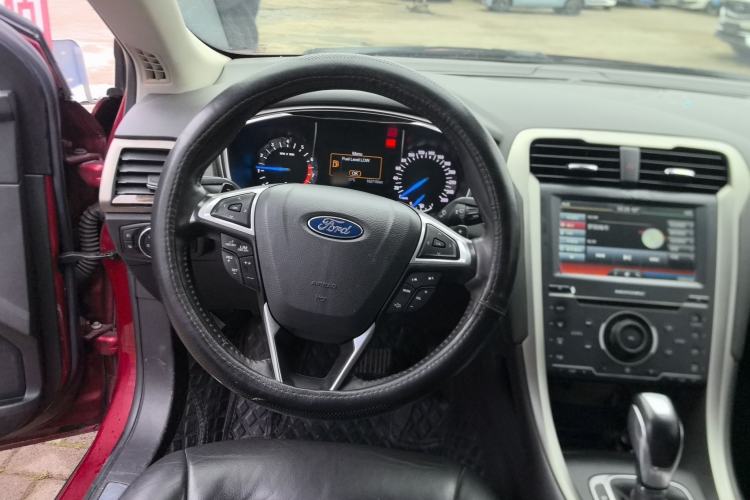 Used Ford Mondeo 2013 2.0L GTDi 200 Fashion Edition Steering Wheel