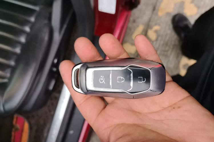 Used Ford Mondeo 2013 2.0L GTDi 200 Fashion Edition Vehicle Key