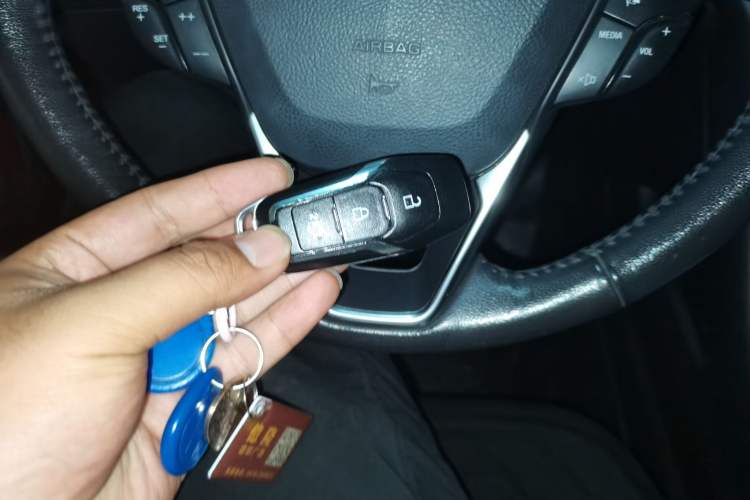 Used Ford Mondeo 2013 2.0L GTDi 200 Fashion Edition Vehicle Key