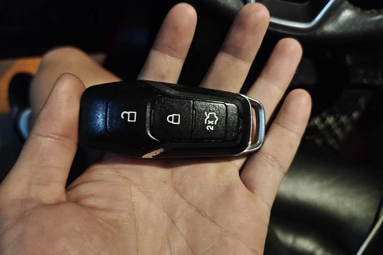 Used Ford Mondeo 2013 2.0L GTDi 200 Fashion Edition Vehicle Key