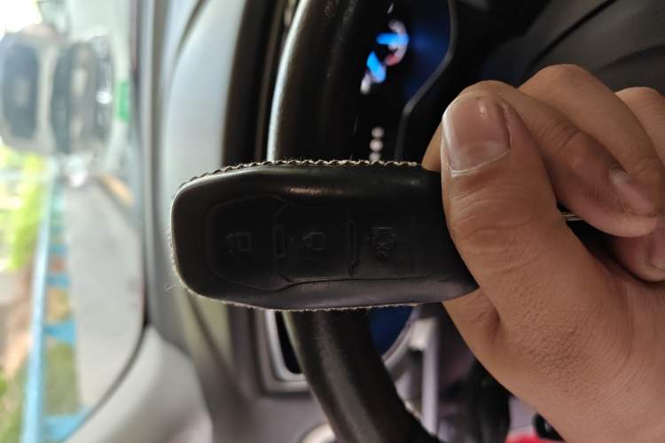 Used Ford Mondeo 2013 2.0L GTDi 200 Fashion Edition Vehicle Key