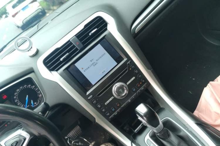 Used Ford Mondeo 2013 1.5L GTDi180 Fashion Edition Audio And AC Panel