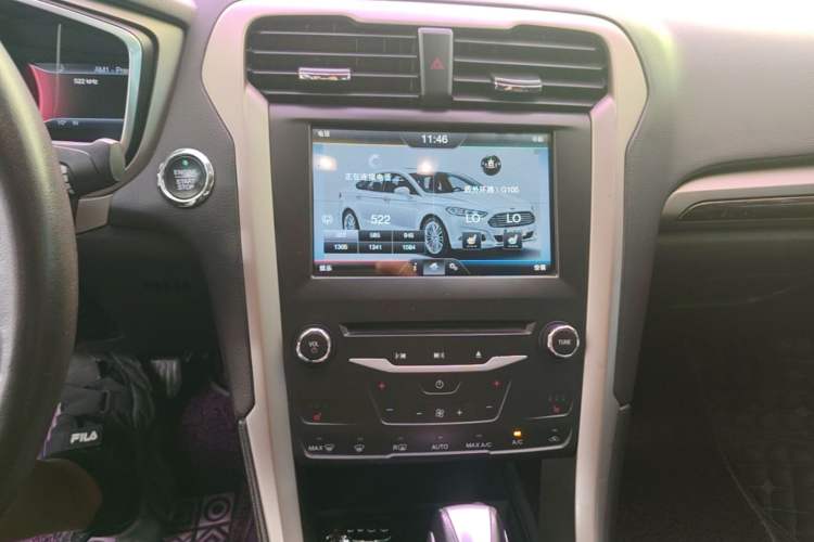 Used Ford Mondeo 2013 2.0L GTDi 200 Luxury Model Audio And AC Panel