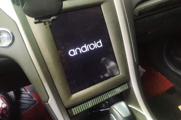 Used Ford Mondeo 2013 2.0L GTDi 200 Fashion Edition Audio And AC Panel