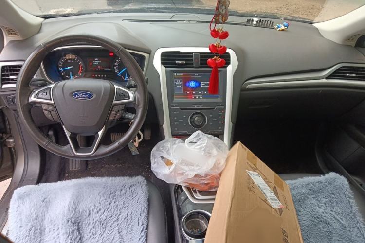 Used Ford Mondeo 2013 1.5L GTDi180 Fashion Edition Center Console
