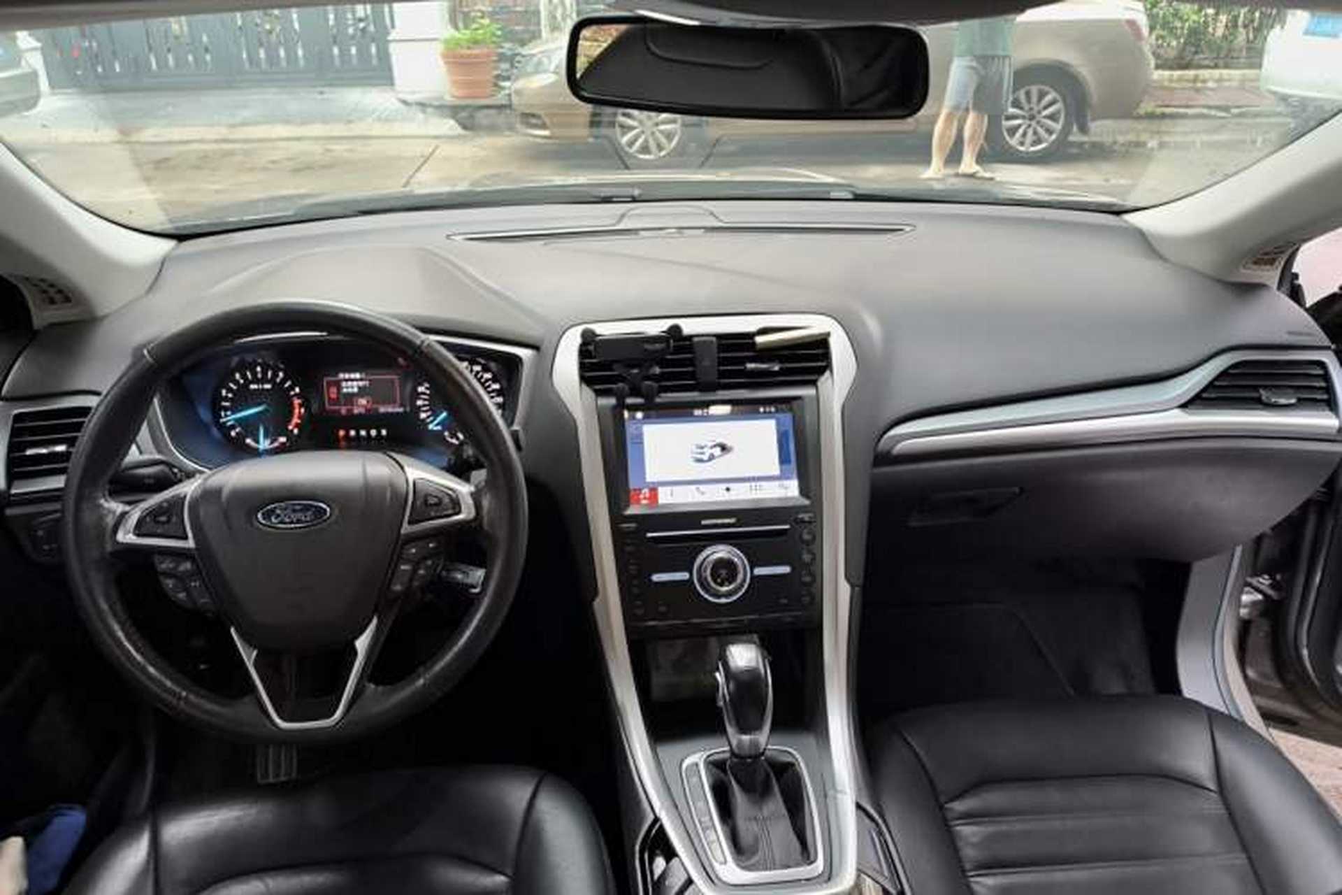 Used Ford Mondeo 2013 1.5L GTDi180 Fashion Edition Center Console