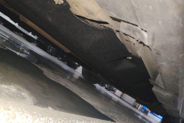 Used Ford Mondeo 2013 2.0L GTDi 200 Fashion Edition Chassis Front Left