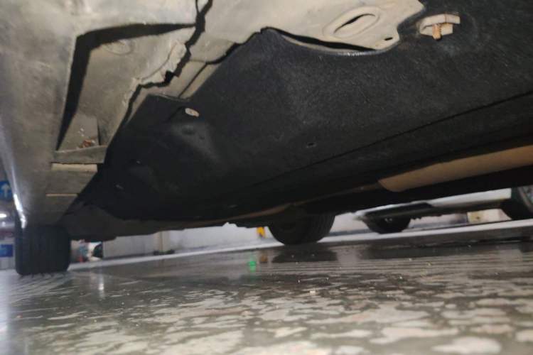 Used Ford Mondeo 2013 2.0L GTDi 200 Fashion Edition Chassis Front Right